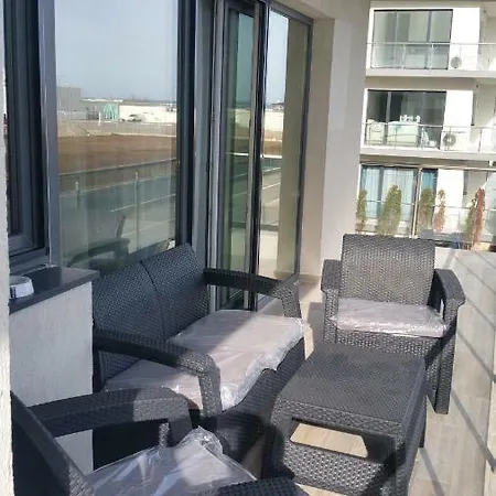 아파트 C&a Luxury Apartment, Nord